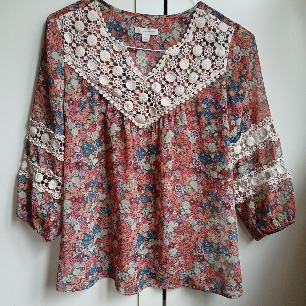 Established 1962 Floral Lace Trim Blouse - Multicolor Small